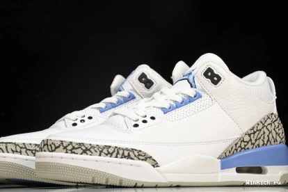 3 WHITE RETRO AIR JORDAN “UNC” 0823